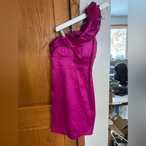 Snap Fuchsia One-Shoulder Dress